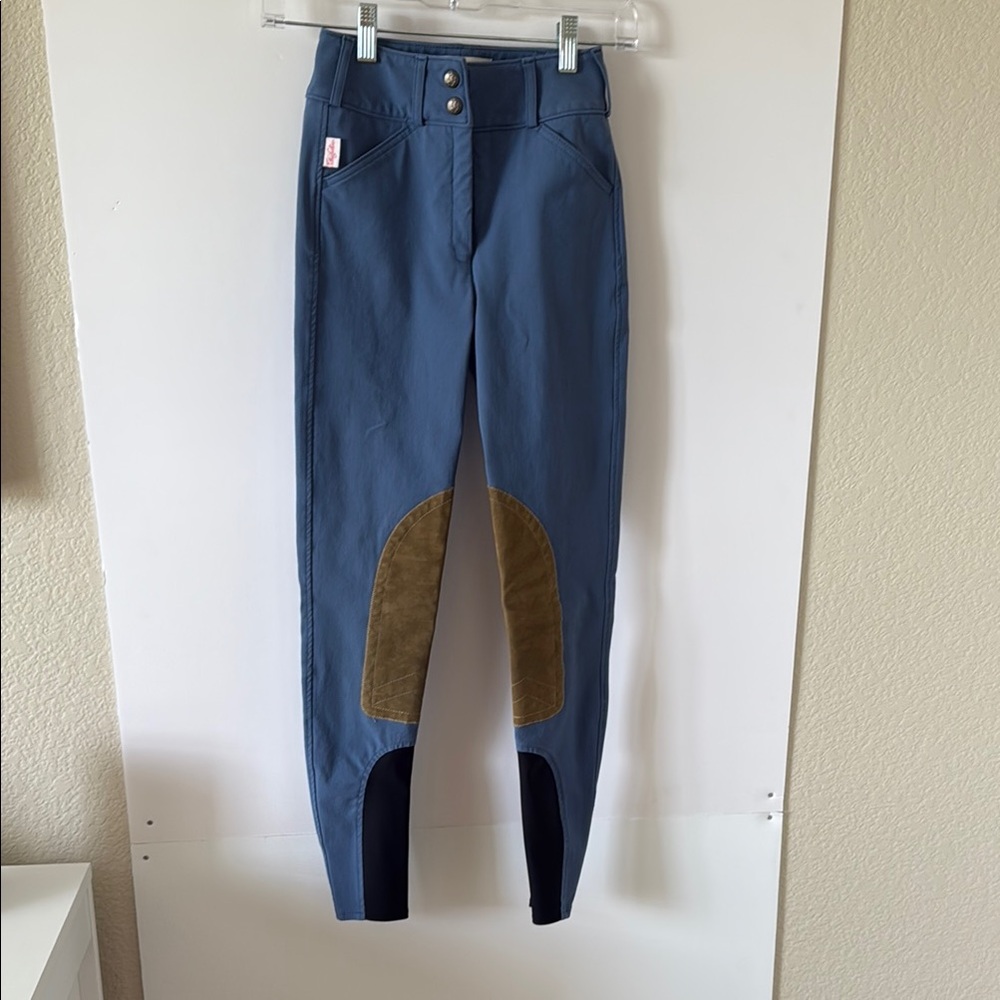 NWOT - Tailored Sportsman Blue Riding Pants with Tan Patches - 22R